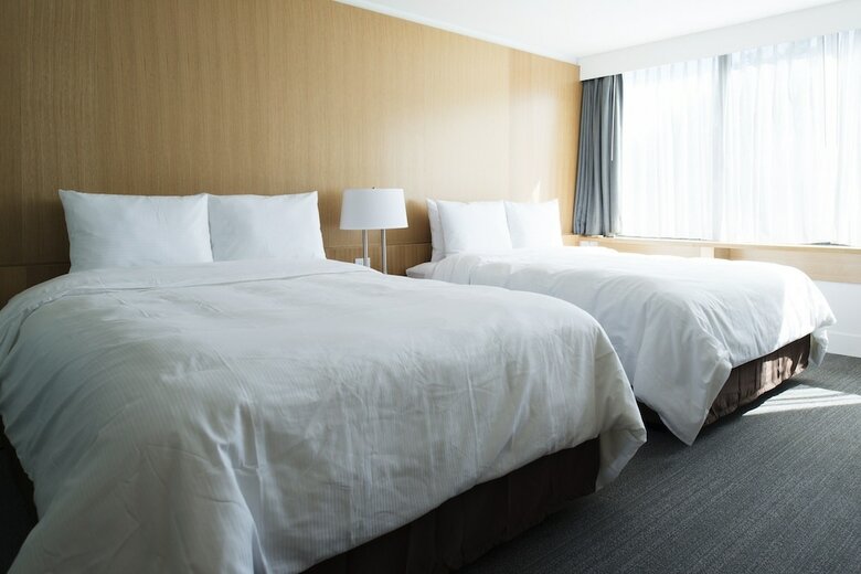 West Wing Hotel, Ascend Hotel Collection