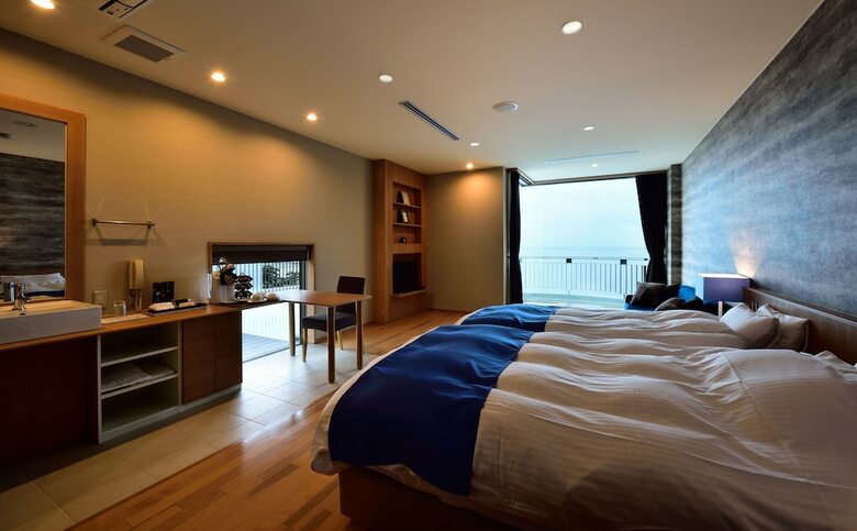 Hotel Fontaine Bleau Atami