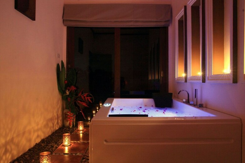 Apartamento Kanok Buri Resort & Spa