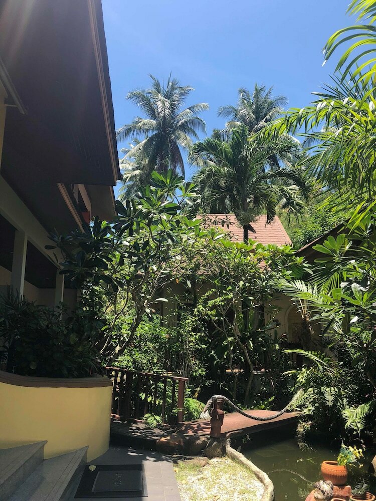 Apartamento Kanok Buri Resort & Spa