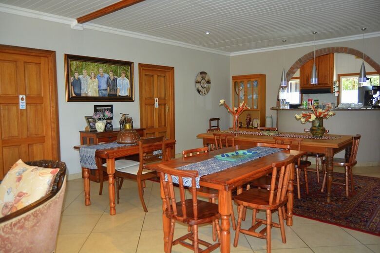 Bed & Breakfast Turtle Bay Lodge