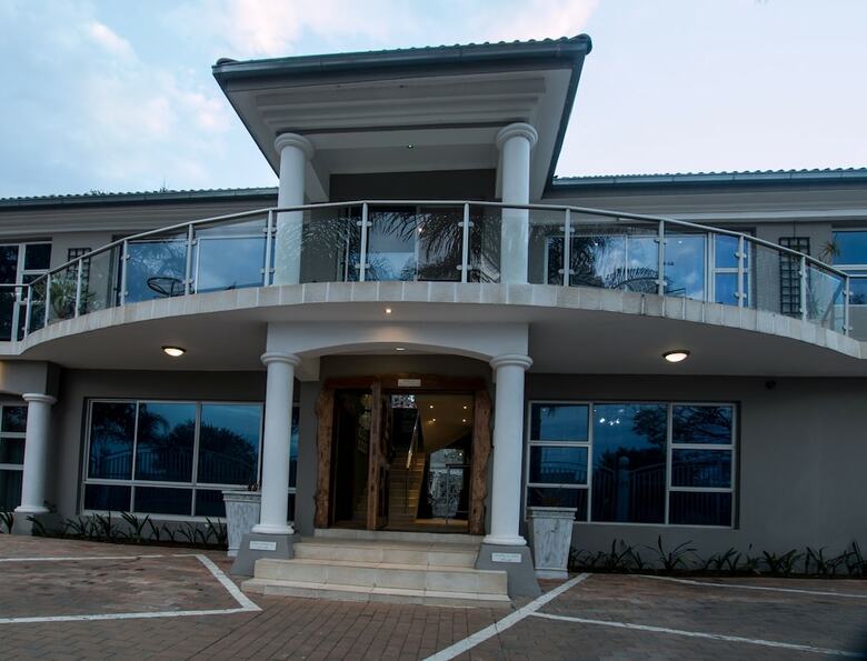 Hotel Cocomo Guesthouse, Spa And Conference Centre