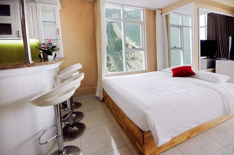 Handy Holiday Nha Trang Beach Apartment