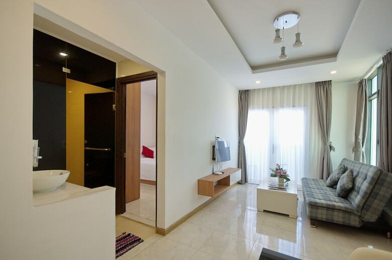 Handy Holiday Nha Trang Beach Apartment