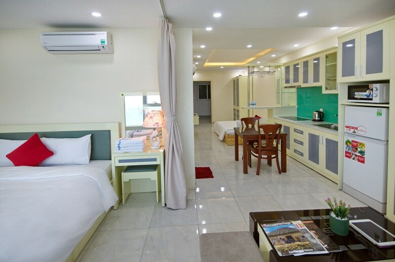 Handy Holiday Nha Trang Beach Apartment