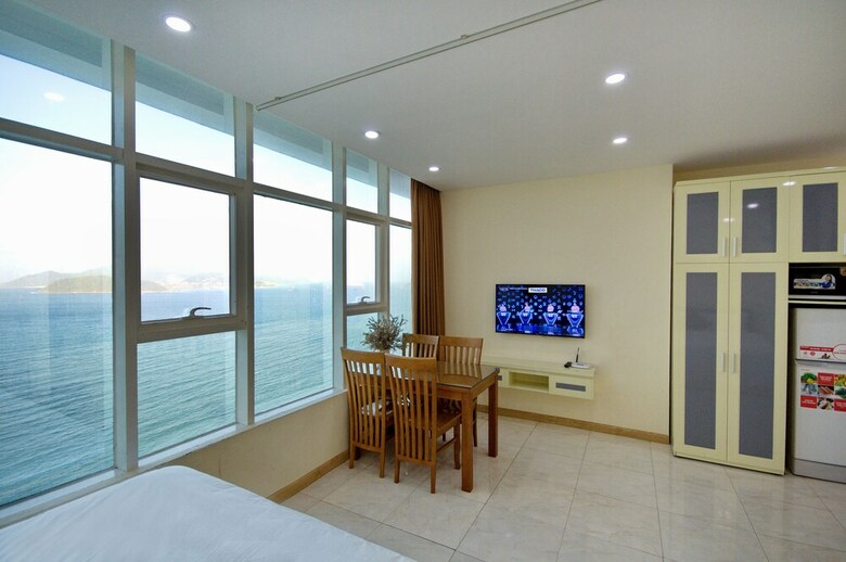 Handy Holiday Nha Trang Beach Apartment