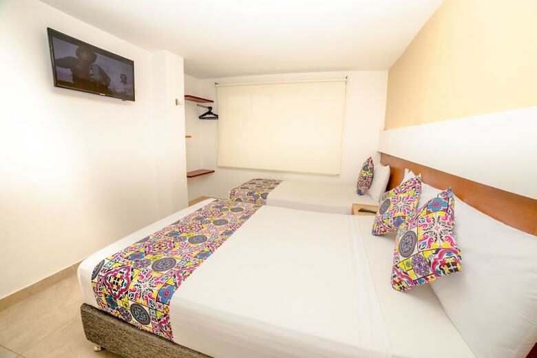 Hotel Portobahia