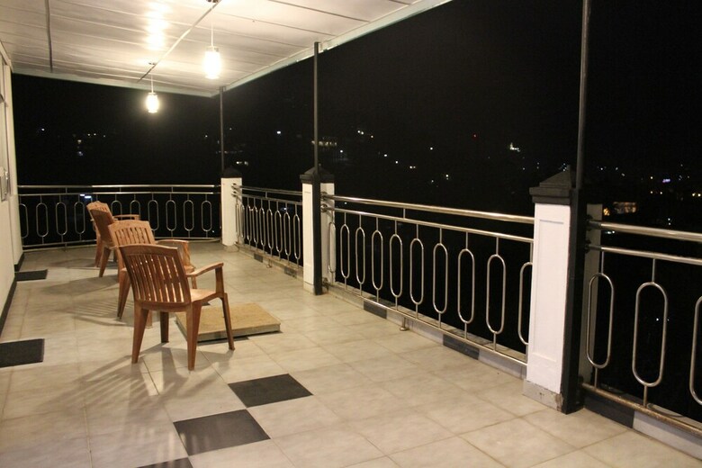 Hotel Oyo 442 Kanda Uda