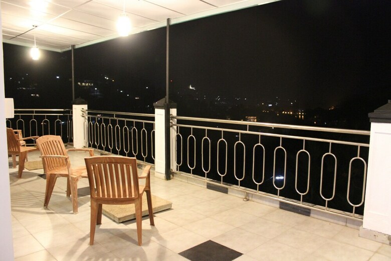 Hotel Oyo 442 Kanda Uda