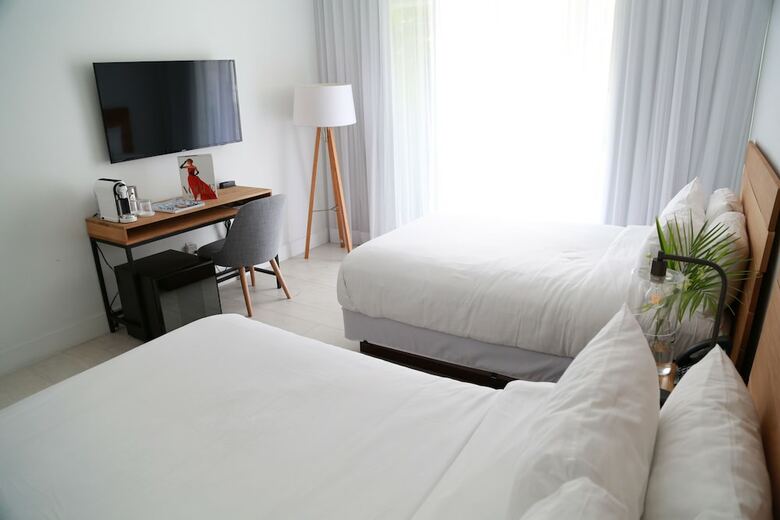 Urbanica The Meridian Hotel