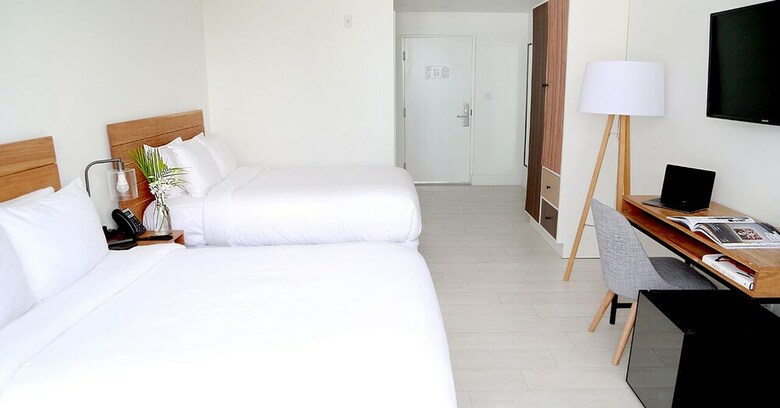 Urbanica The Meridian Hotel
