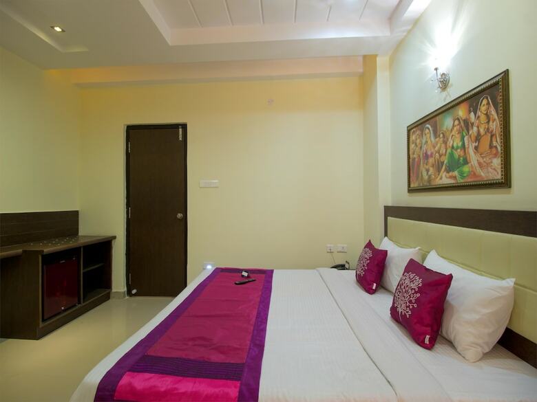 Oyo 3787 9 Star Hotel