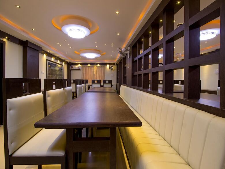 Oyo 3787 9 Star Hotel