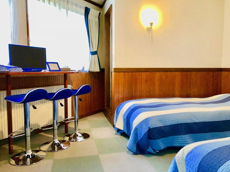 Hotel Arts Color