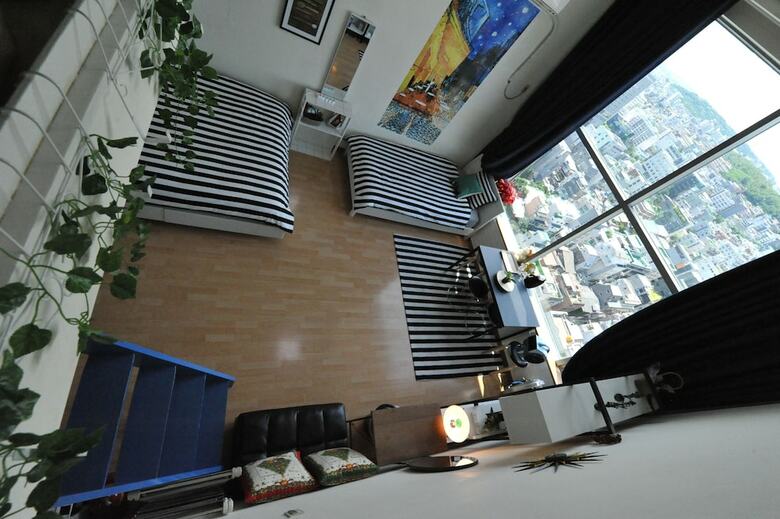 Hostal Hongdae Guesthouse - Hostel