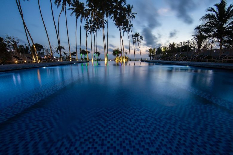 Hotel Club Waskaduwa Beach Resort & Spa