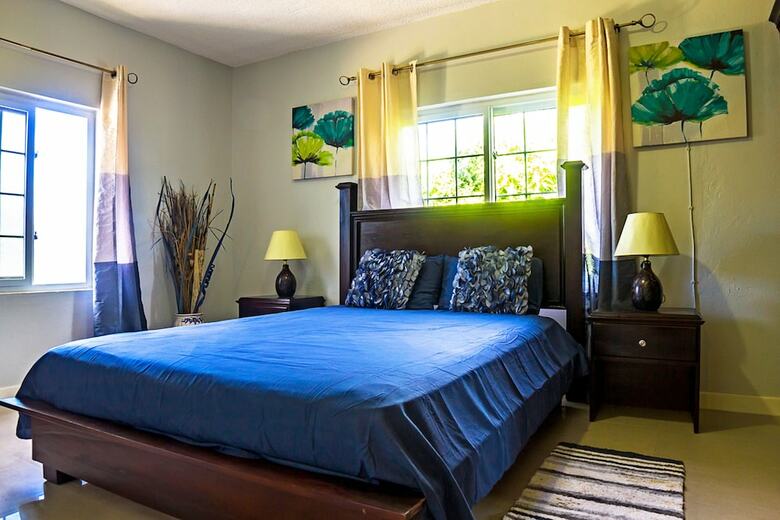 Skyview Manor Guest Apartments