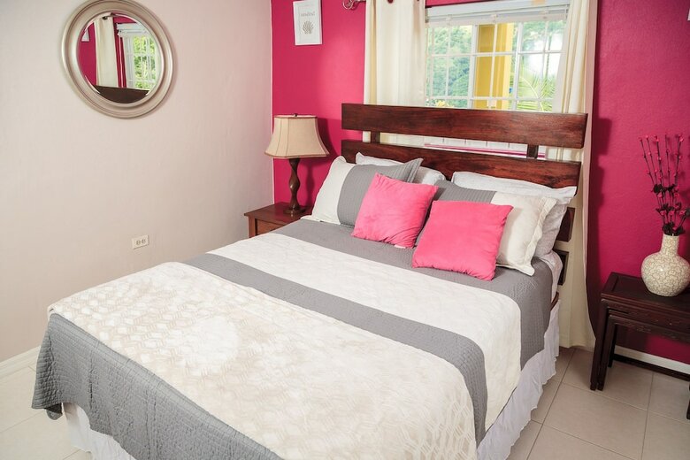 Skyview Manor Guest Apartments