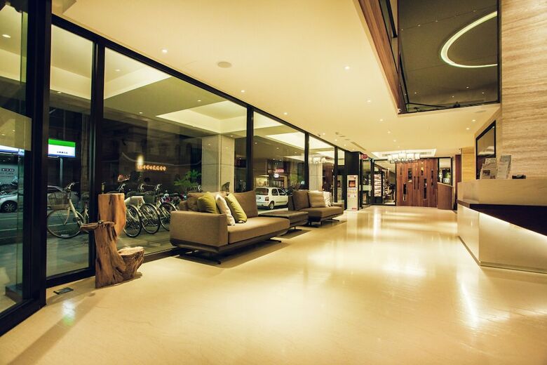 Hotel Inn By The Village