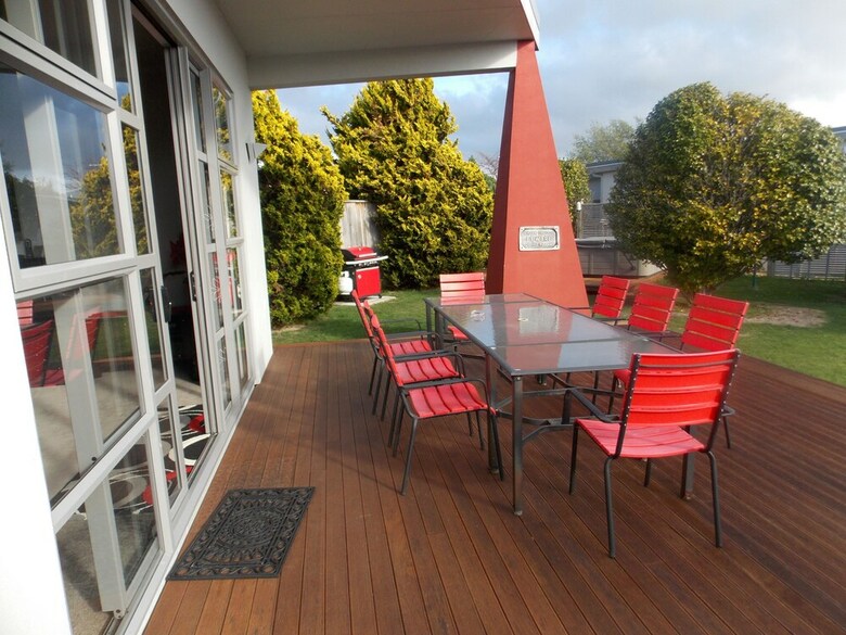 de Vine Martinborough 26 Cologne St