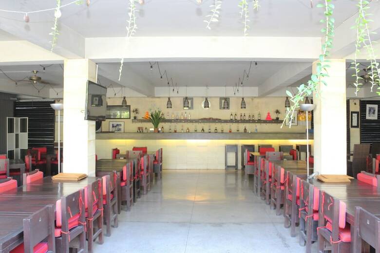 Hotel Airy Kuta Bakung Sari Bali