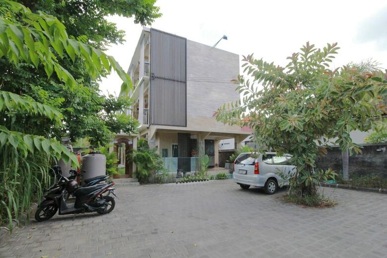 Hotel Airy Jimbaran Taman Mulia Arwana 88 Bali