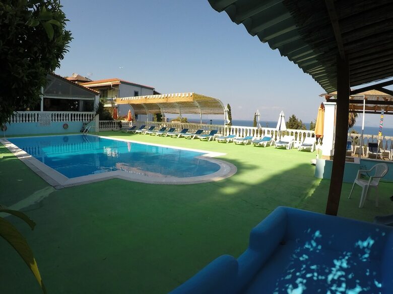Aparthotel Andromaches Holiday Apartments