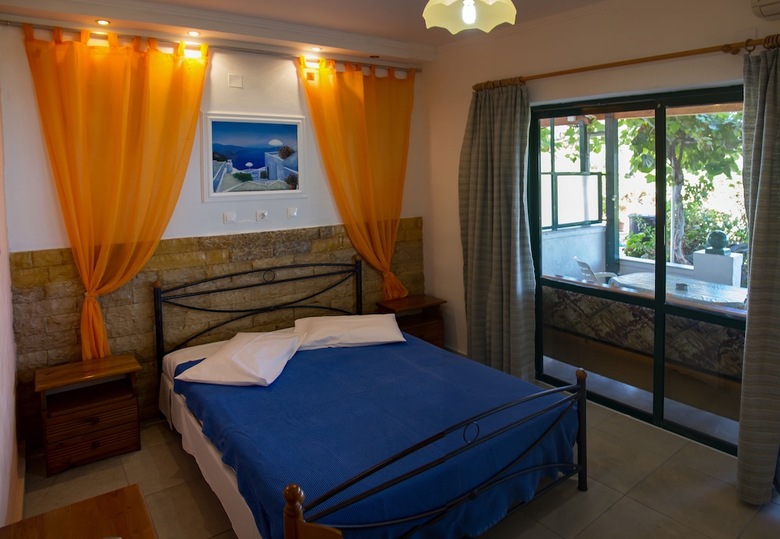 Aparthotel Andromaches Holiday Apartments