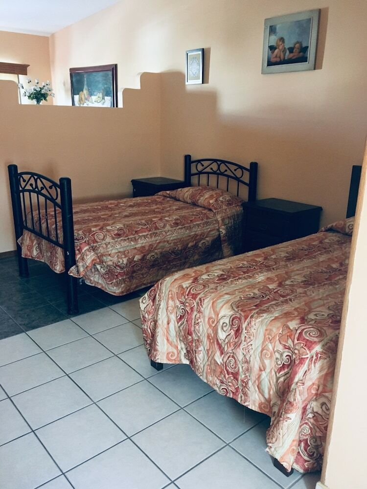 Apartamentos Suites Cervantes