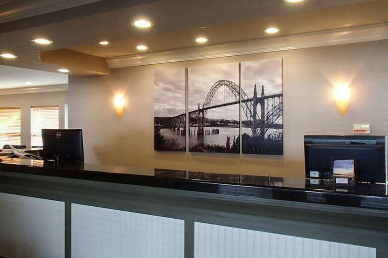 Elizabeth Oceanfront Suites, Ascend Hotel Collection