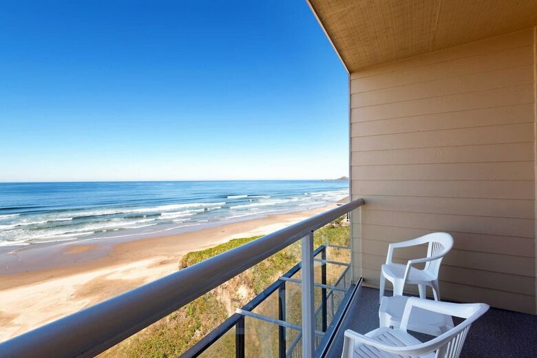 Elizabeth Oceanfront Suites, Ascend Hotel Collection