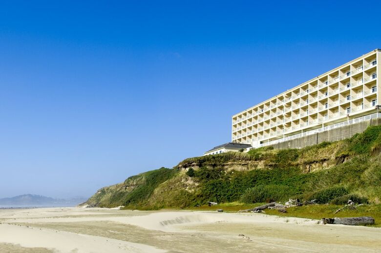 Elizabeth Oceanfront Suites, Ascend Hotel Collection