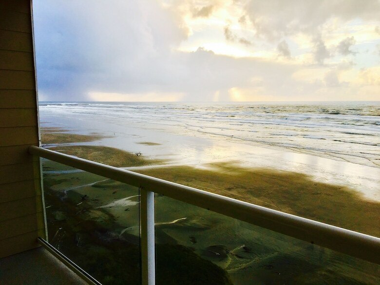 Elizabeth Oceanfront Suites, Ascend Hotel Collection