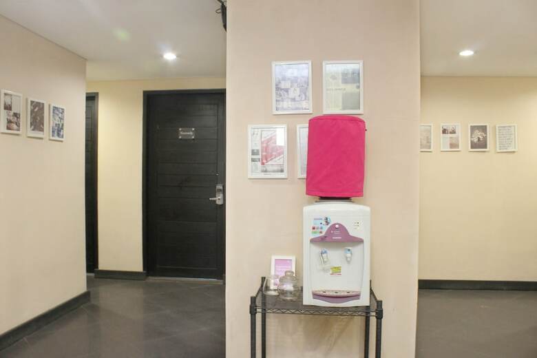 Hotel Airy Legian Troppo Zone 8 Kuta Bali