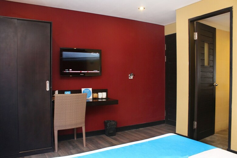Hotel Airy Legian Troppo Zone 8 Kuta Bali