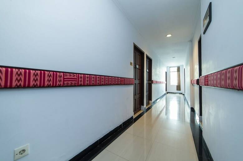 Hotel Airy Ratu Indah Ratulangi 17 Makassar