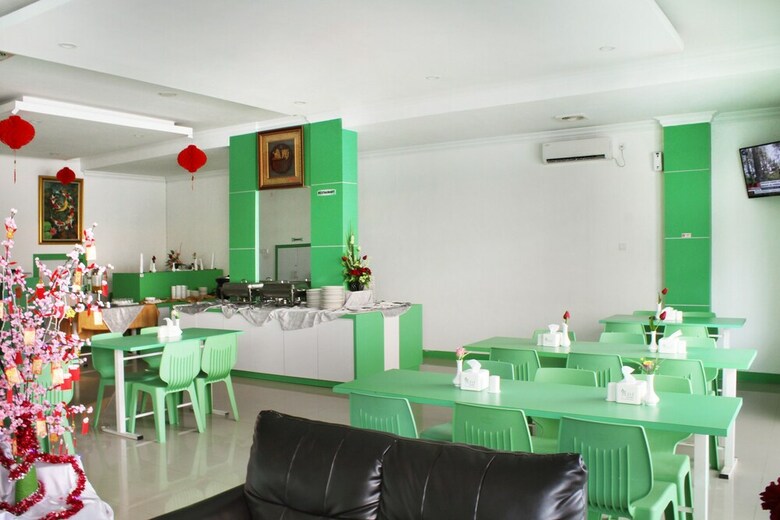 Hotel Airy Greenland Ahmad Yani Batam