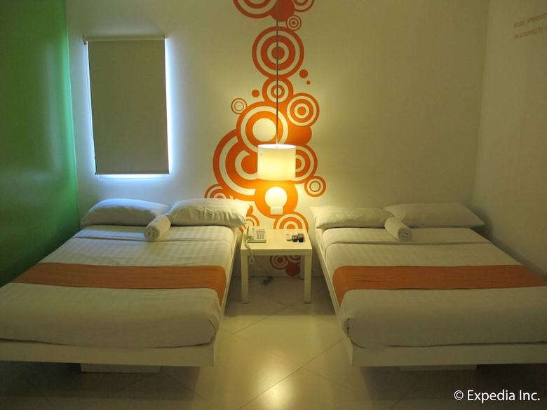 Islands Stay Hotels Uptown Cebu
