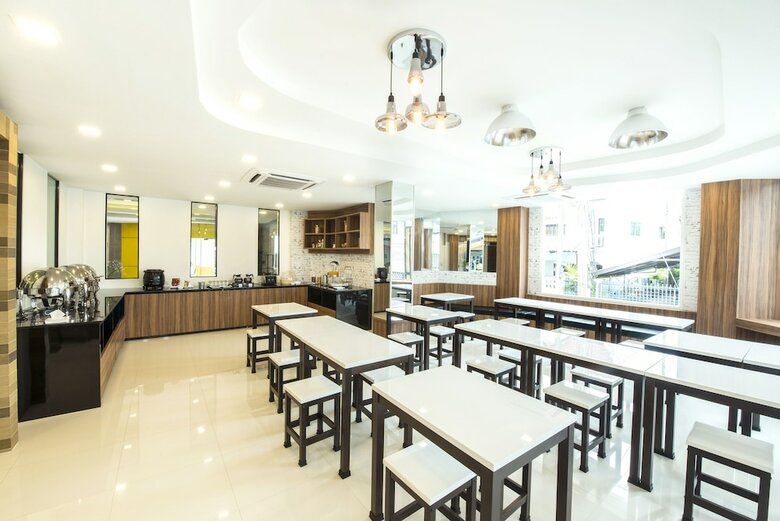 The Circle Hotel