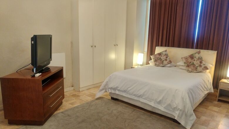Hotel Dunkley House