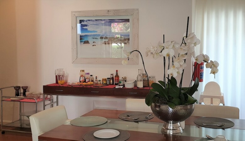 Hotel Dunkley House