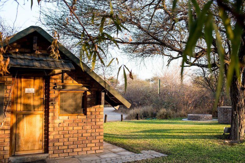 Woodlands Stop Over And Lodge