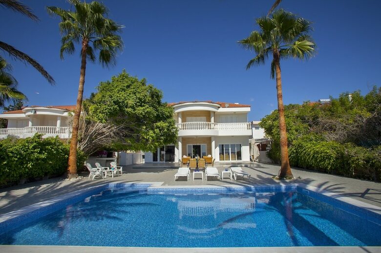 Meneou Beachfront Villa Sunset