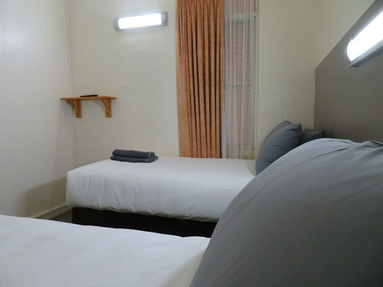 Motel Bishops Lodge Narrandera
