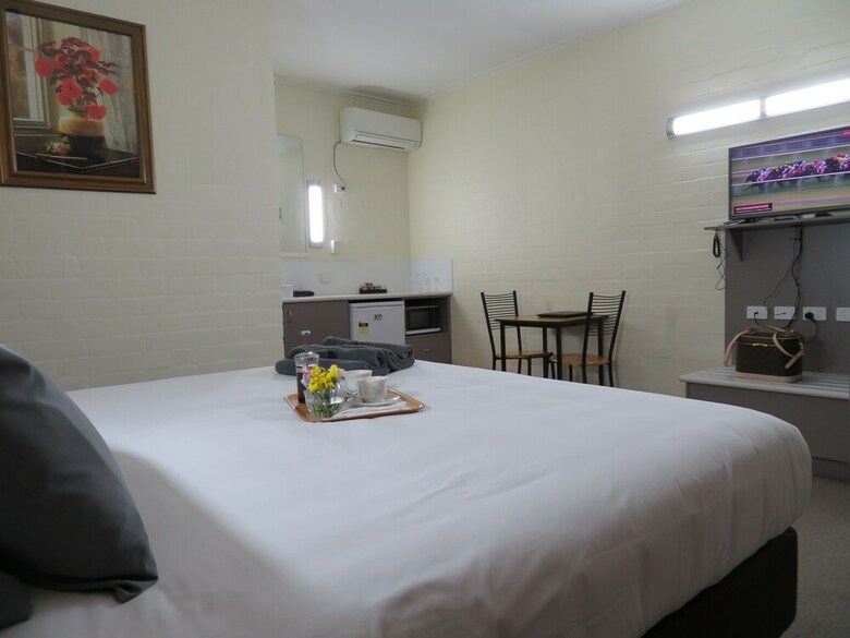 Motel Bishops Lodge Narrandera