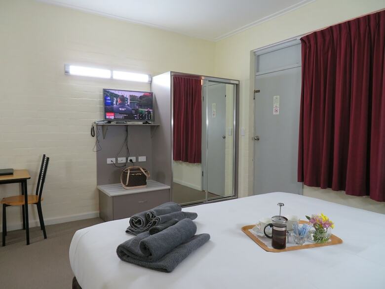 Motel Bishops Lodge Narrandera