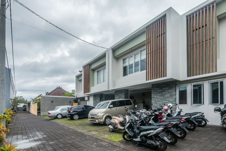 Hotel Zen Rooms Seminyak Mertanadi