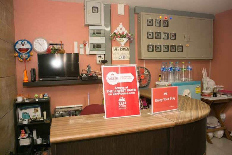 Hotel Zen Rooms Mahajak Residence