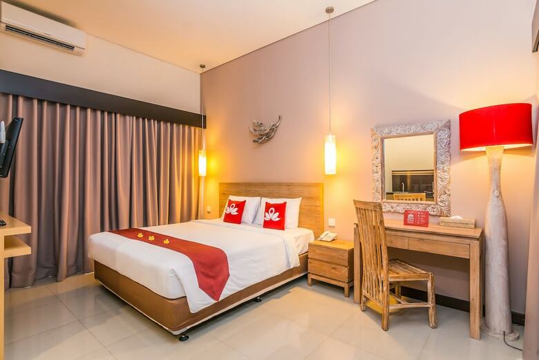 Hotel Zen Premium Seminyak Eka Laweya