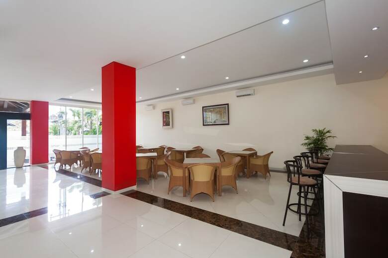 Hotel Zen Rooms Kuta Puri Demak